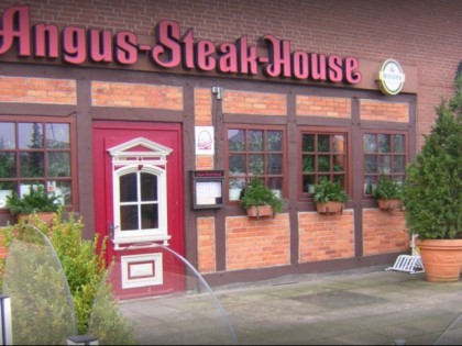 照片: Angus 